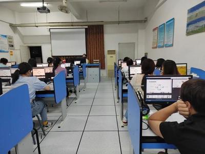 深化校企合作，共筑計算機技術人才培養新生態